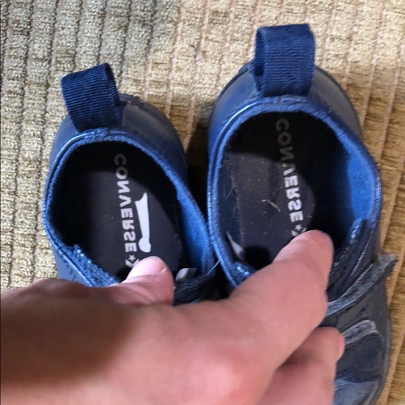 Converse all-star navy Velcro toddler shoes, Sz 7 - Picture 4 of 5